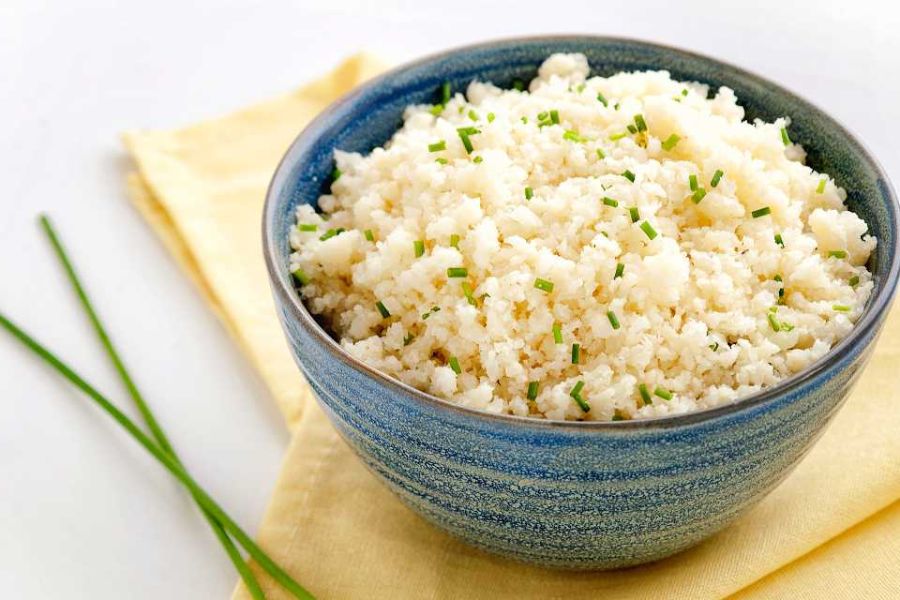 Arroz de couve-flor, é delicioso e substitui o arroz normal